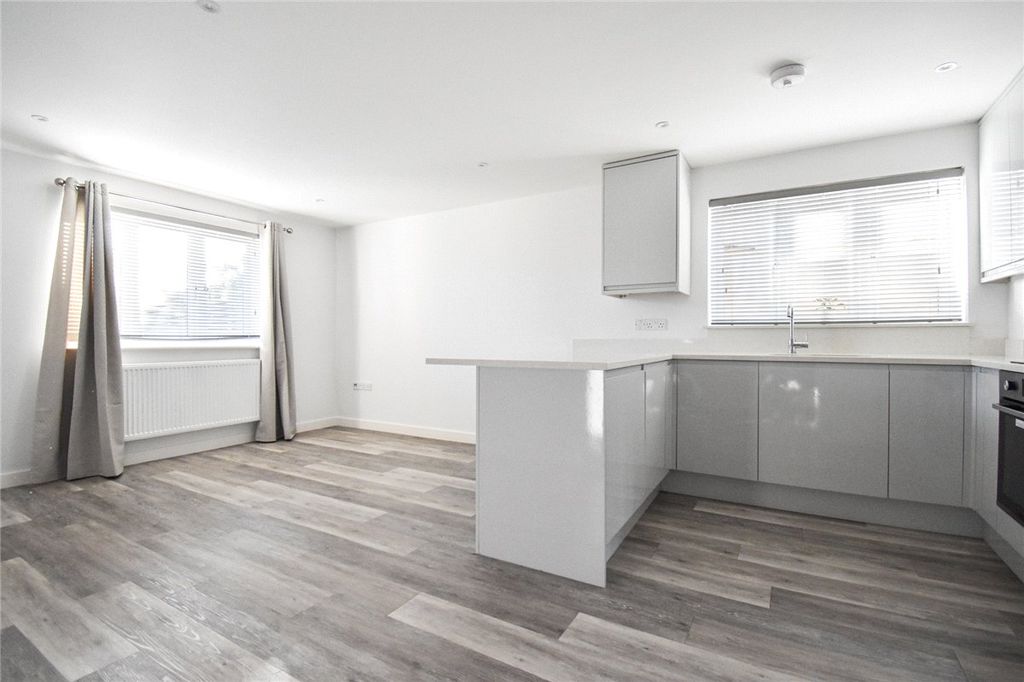 Property photo 3 of 7 Picture No. 11