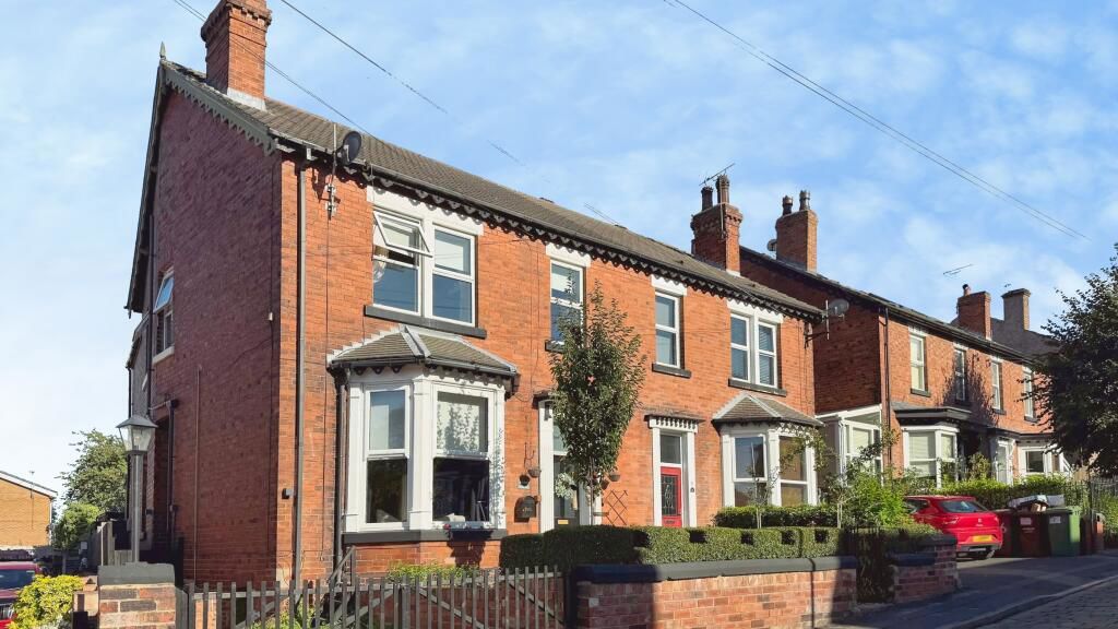 Property photo 1 of 33