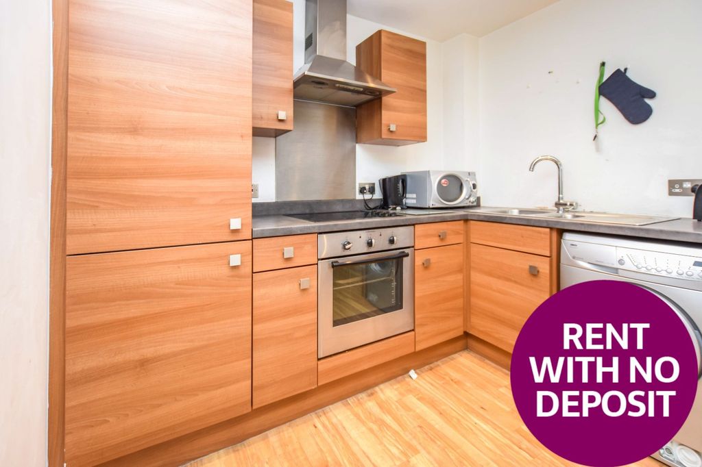 Property photo 3 of 11 Picture No. 29