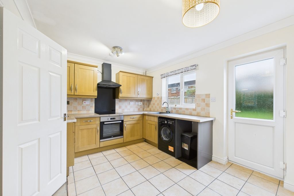 Property photo 2 of 21