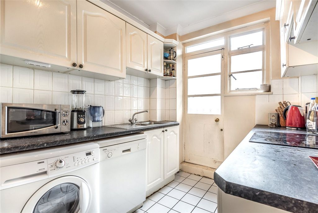 Property photo 3 of 10 Picture No. 08