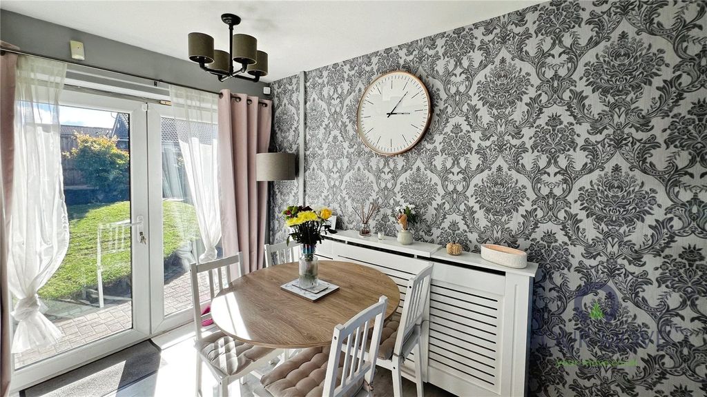 Property photo 3 of 10 Picture No. 24