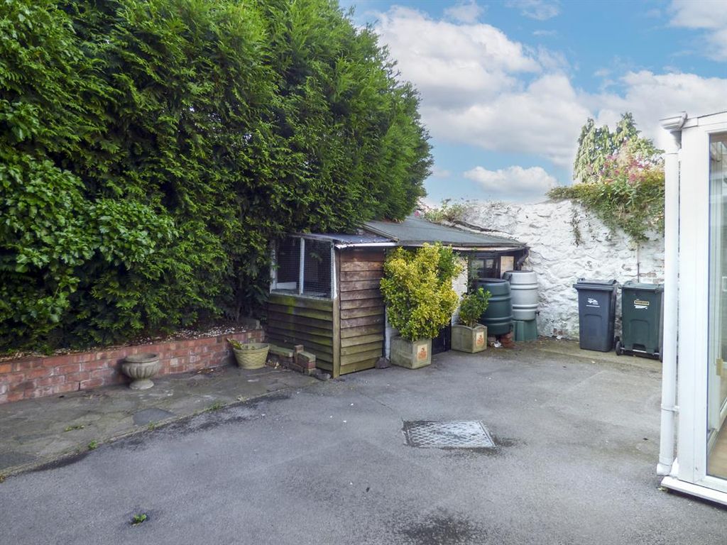 Property photo 3 of 11 Photo 39