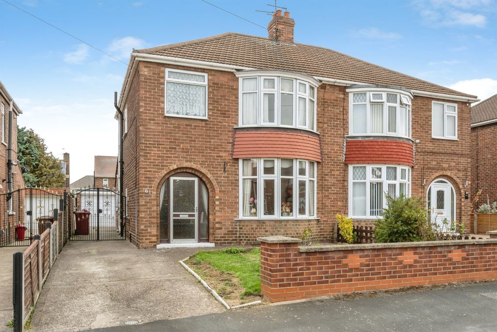Property photo 1 of 14