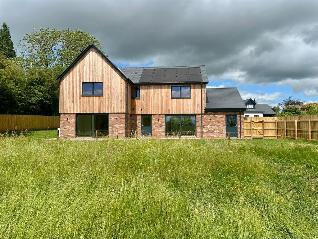 Property photo 2 of 36