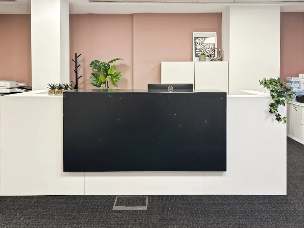 Property photo 2 of 6