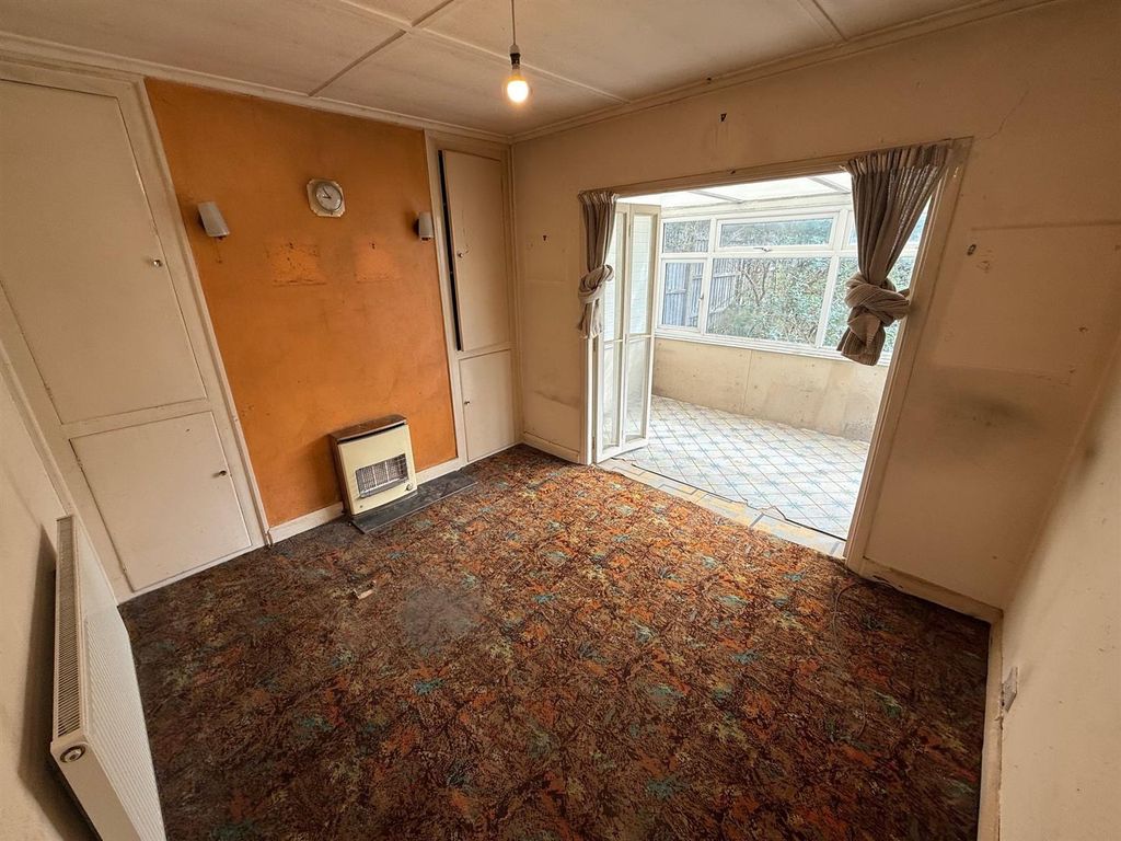 Property photo 2 of 9 3.Jpg