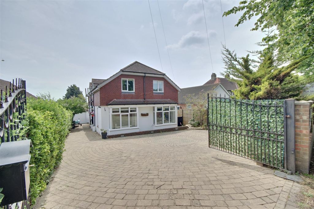 Property photo 1 of 46 Ca68A728-Ca69-40Fc-Be06-67Dd930A028F_1_201_A.Jpeg