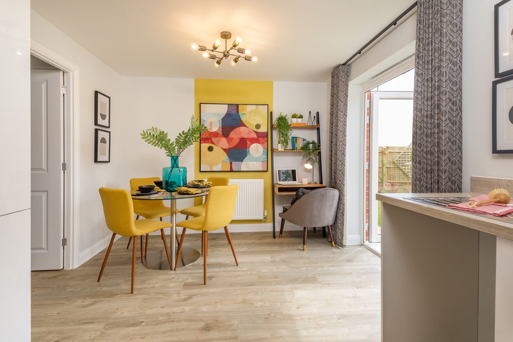 Property photo 1 of 8 Ellerton Kitchen Dining