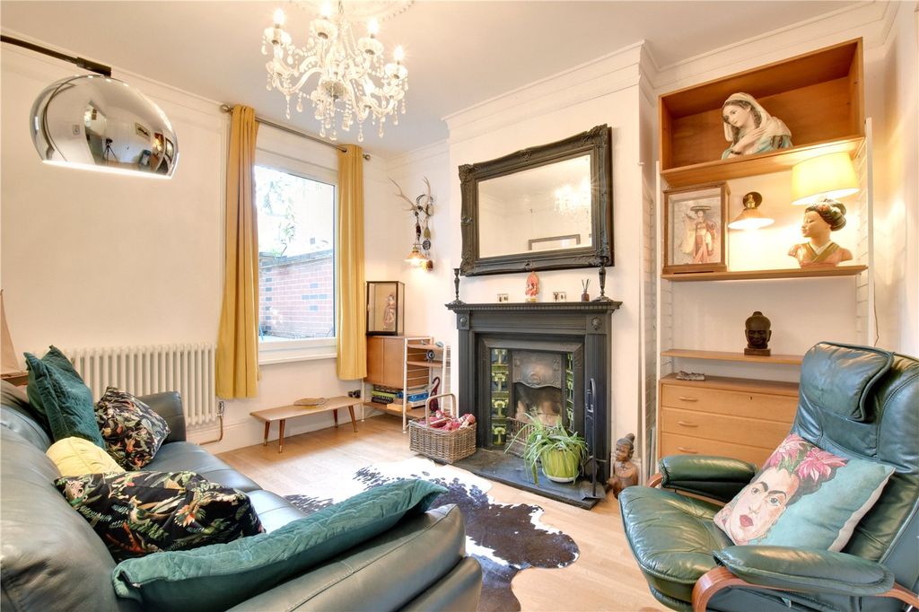 Property photo 3 of 24 Picture No. 04