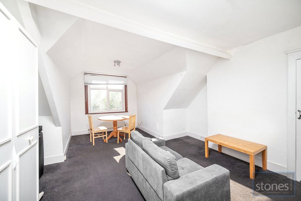 Property photo 1 of 14 Picture No. 05