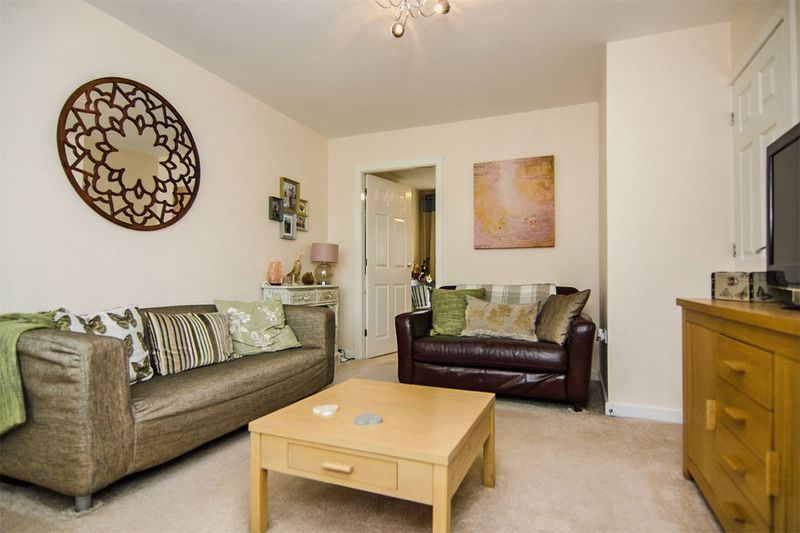 Property photo 2 of 15 Photo 6