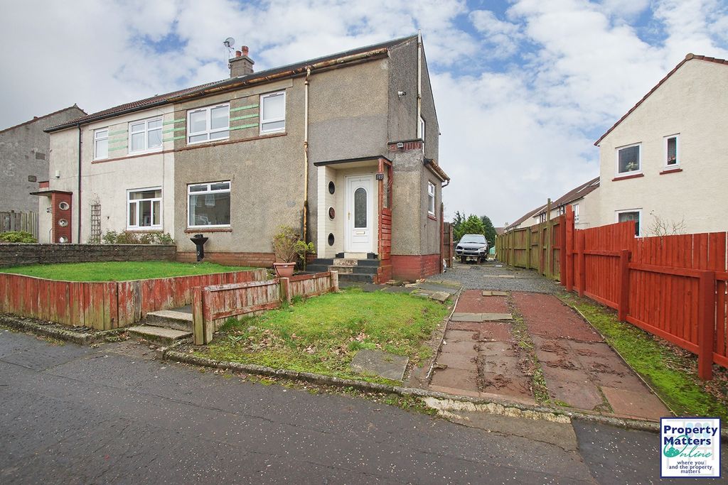 Property photo 1 of 12 3 Bedroom Semi Detached House