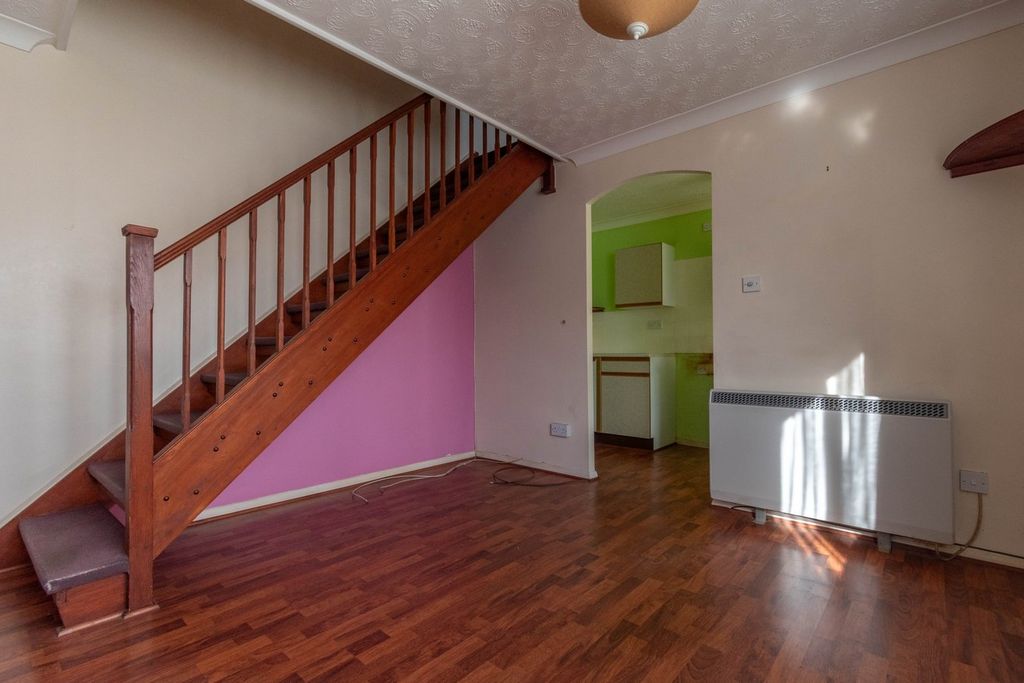 Property photo 3 of 13