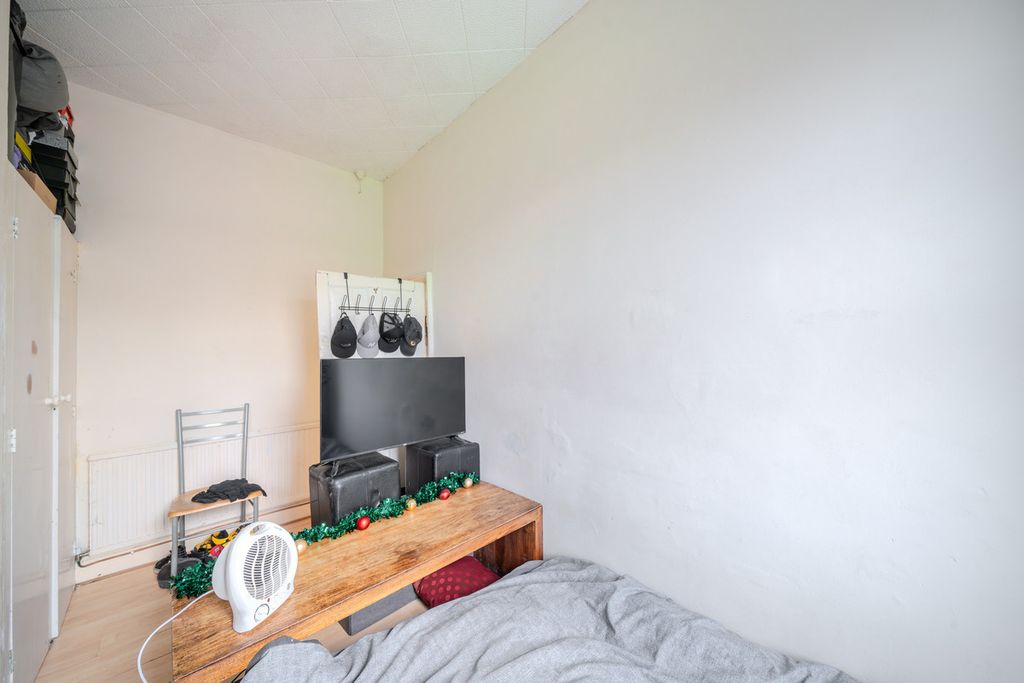 Additional image 18 of 3 bed flat for saleTy Castroggy, Chepstow, 5 NP16