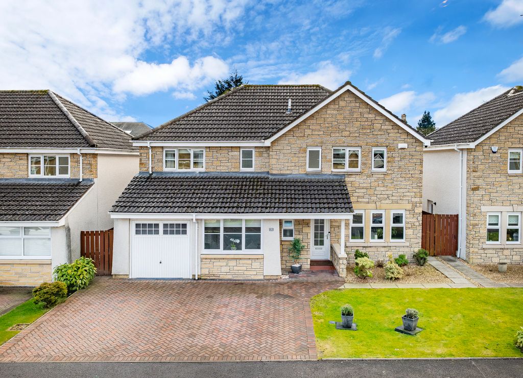 Property photo 1 of 57