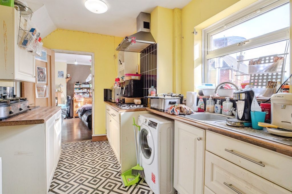 Property photo 3 of 23