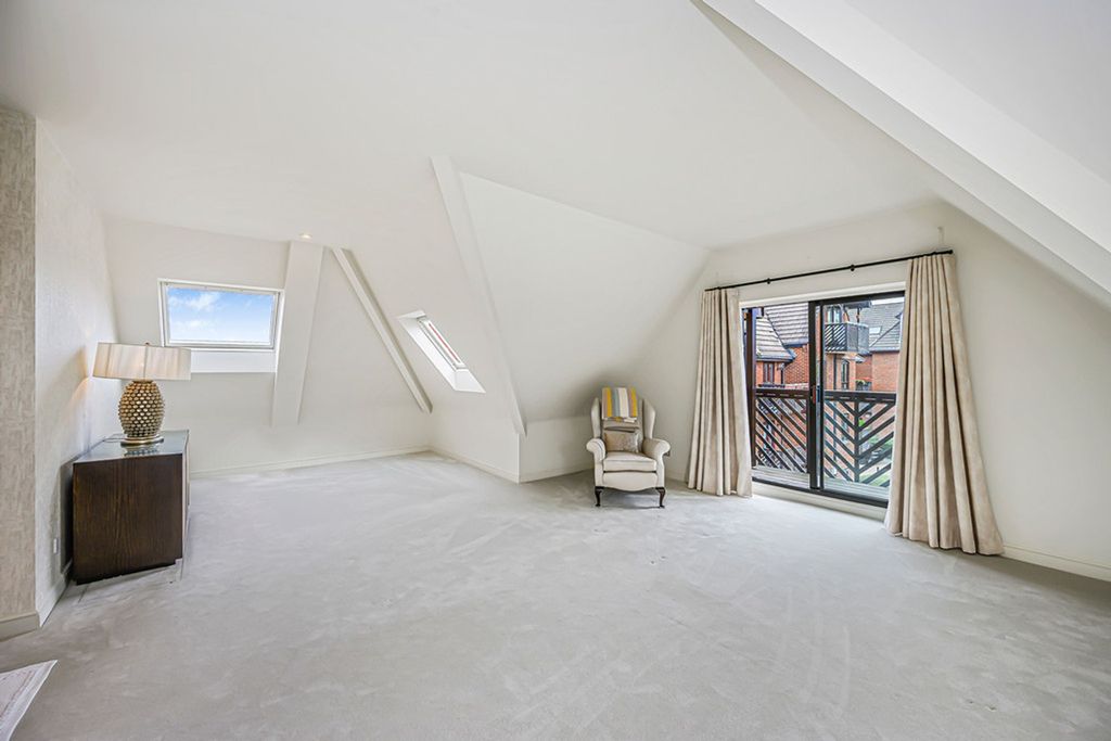 Property photo 2 of 31 Reception Room