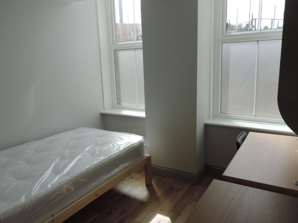 Property photo 3 of 5 Property Photo