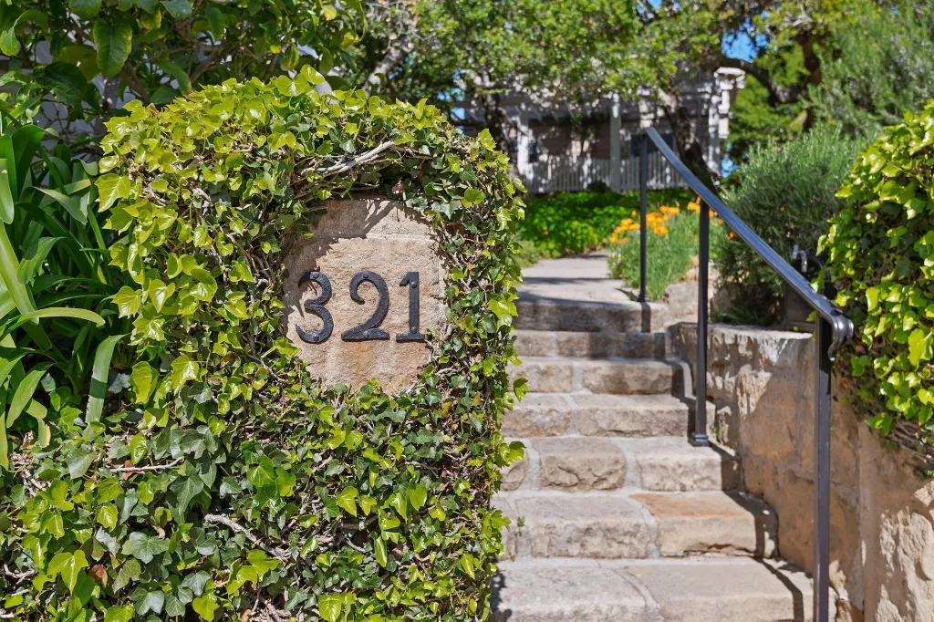 Property photo 3 of 10 <Alttext/>