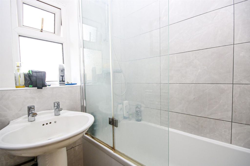 Property photo 3 of 9 3-Img_9490.Jpg