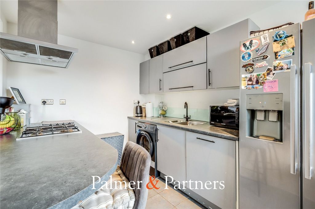 Property photo 3 of 15 Picture No. 14