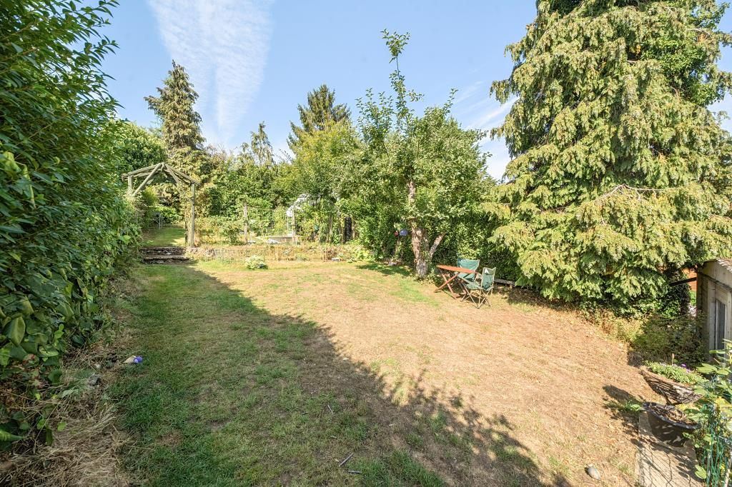 Property photo 3 of 19 Garden