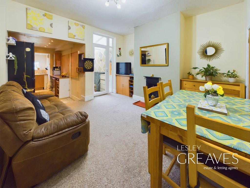 Property photo 3 of 18 Dining Room
