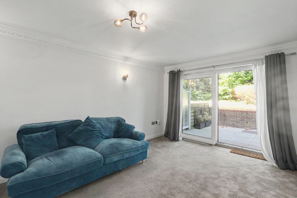 Property photo 3 of 22