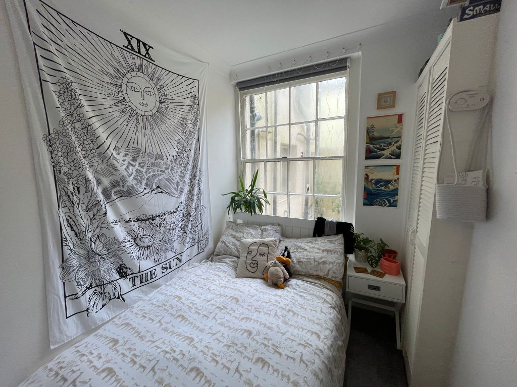 Property photo 3 of 6