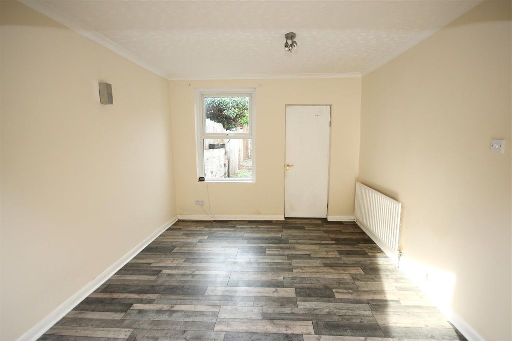 Property photo 3 of 7 Img_3799.Jpg