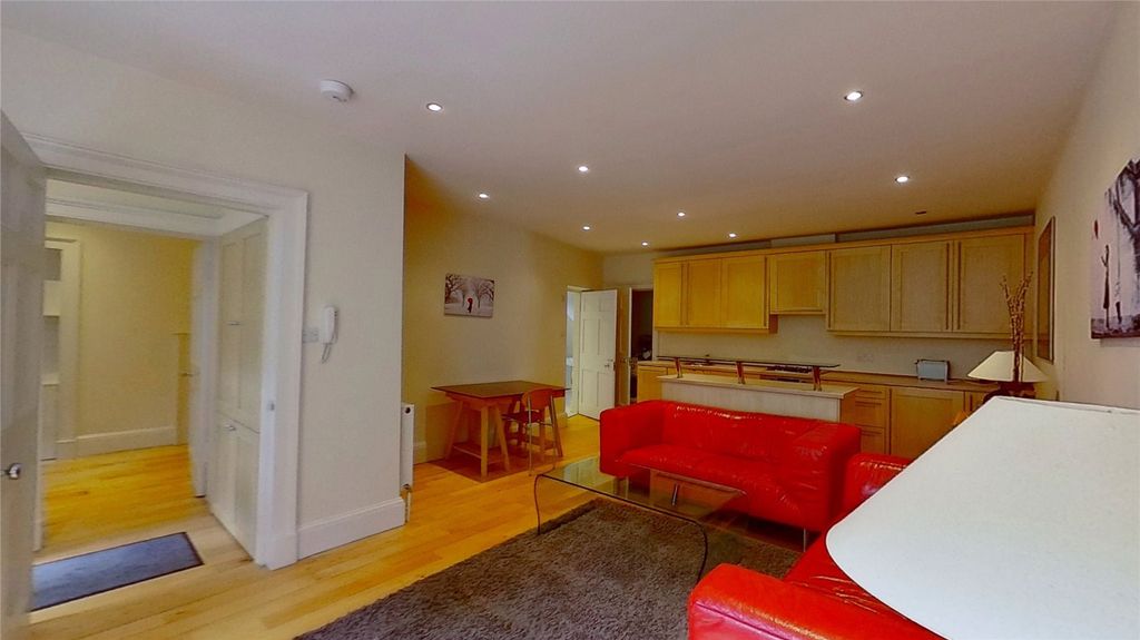 Property photo 3 of 11 Picture No. 04