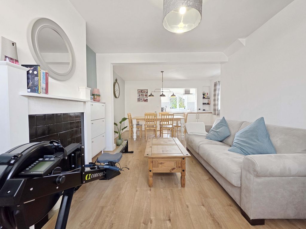 Property photo 3 of 18 63011