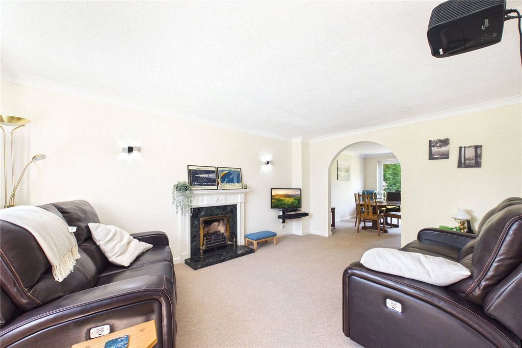 Property photo 2 of 15 Picture No. 22