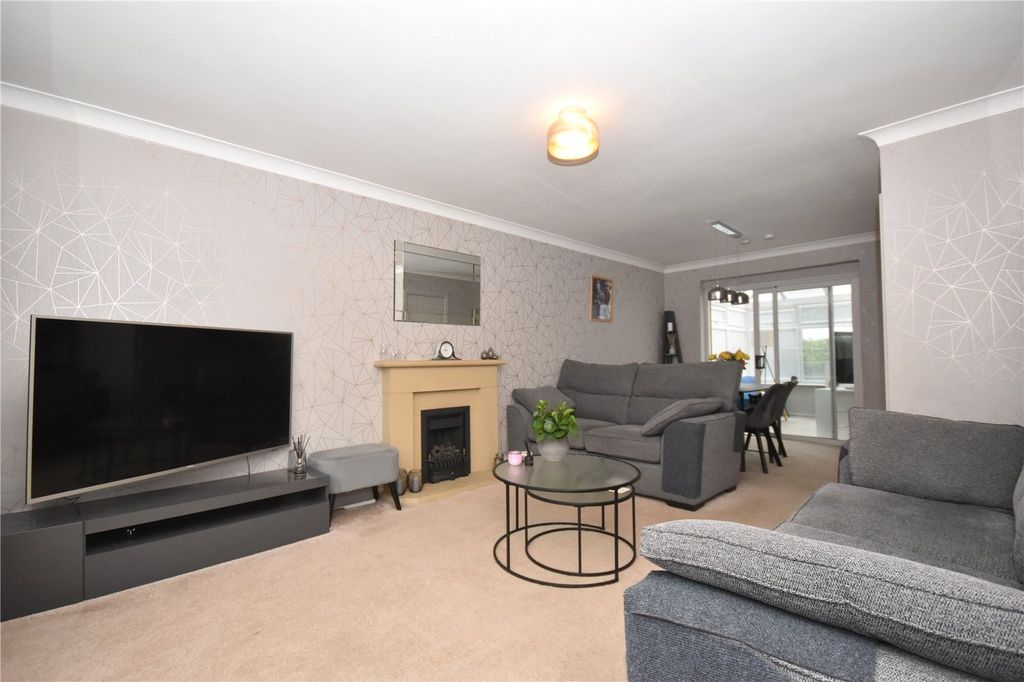 Property photo 1 of 17 Picture No. 15