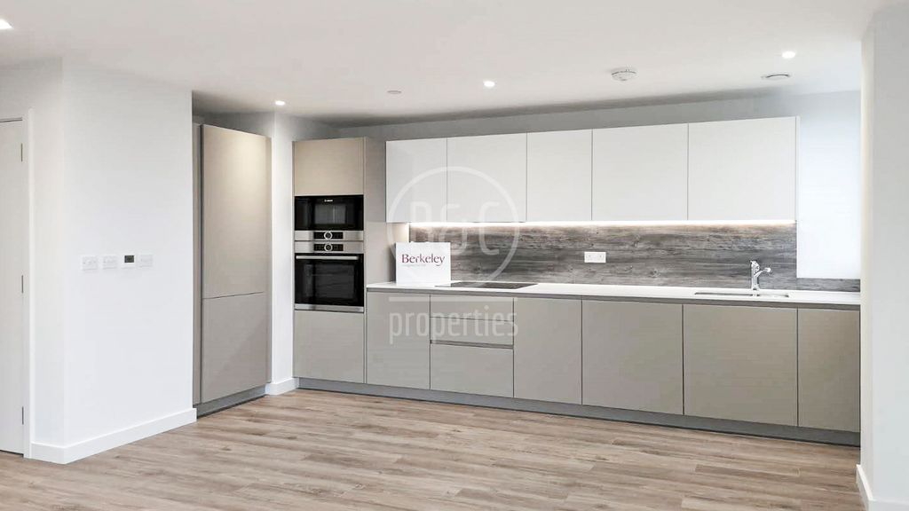 Property photo 2 of 6 Photo 05