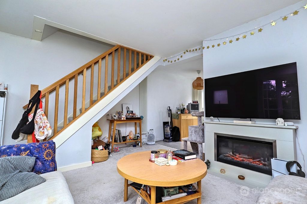 Property photo 3 of 20 5175984