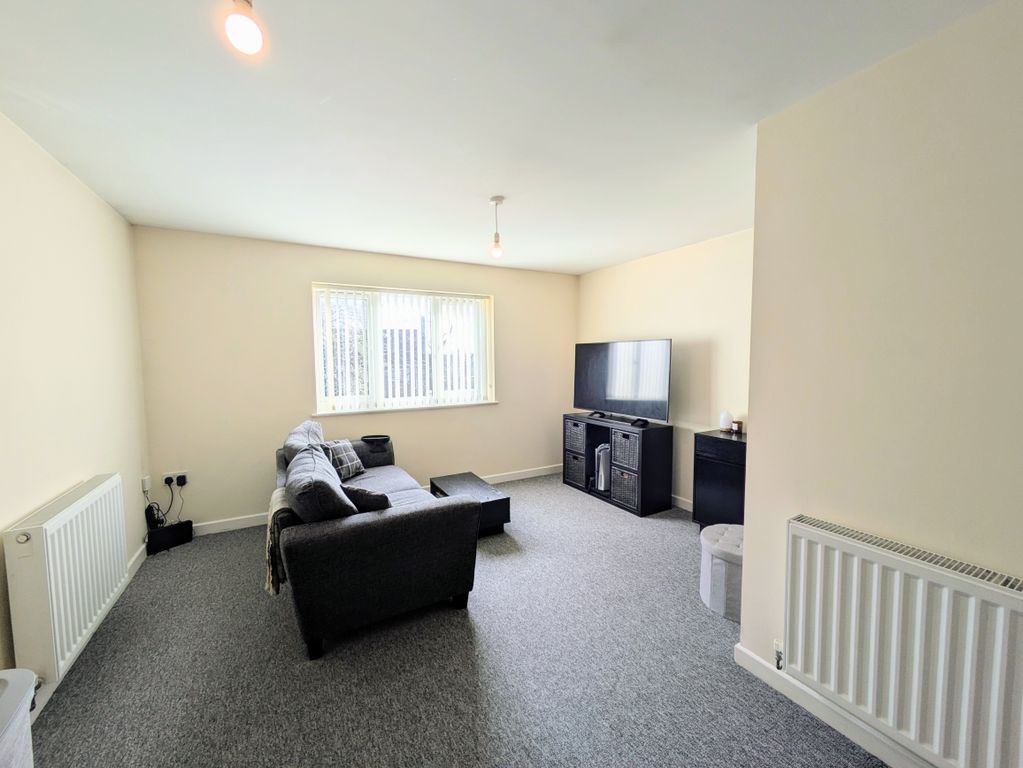 Property photo 2 of 7 View