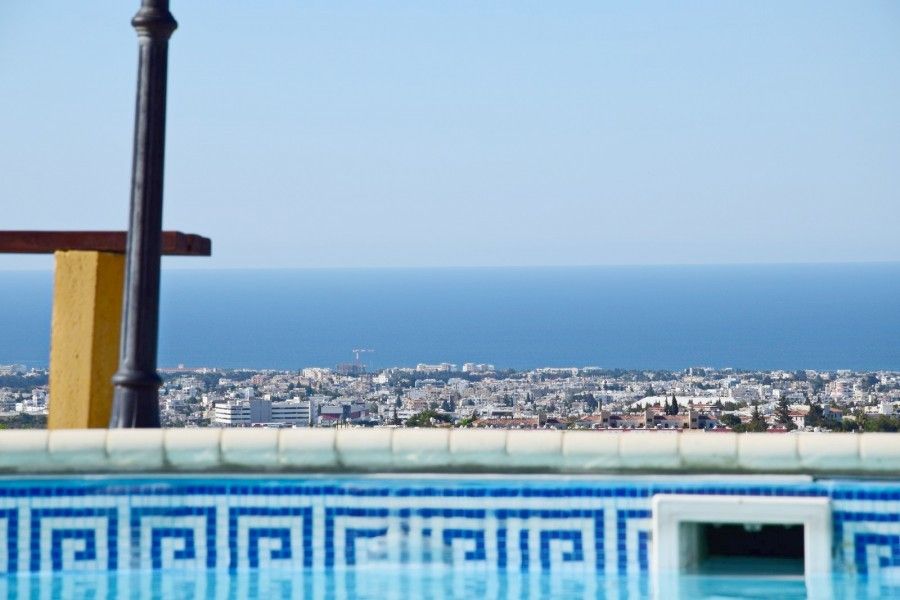 Property photo 2 of 8