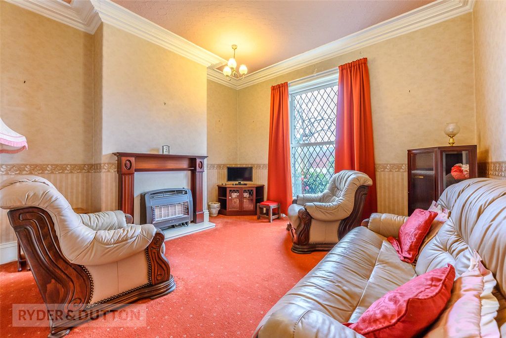 Property photo 2 of 20 Living Room