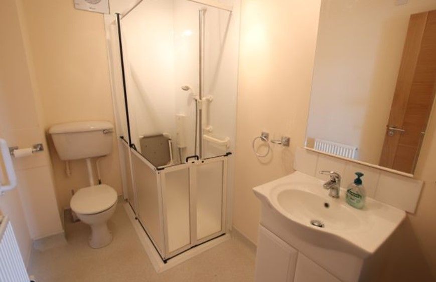 Property photo 3 of 8