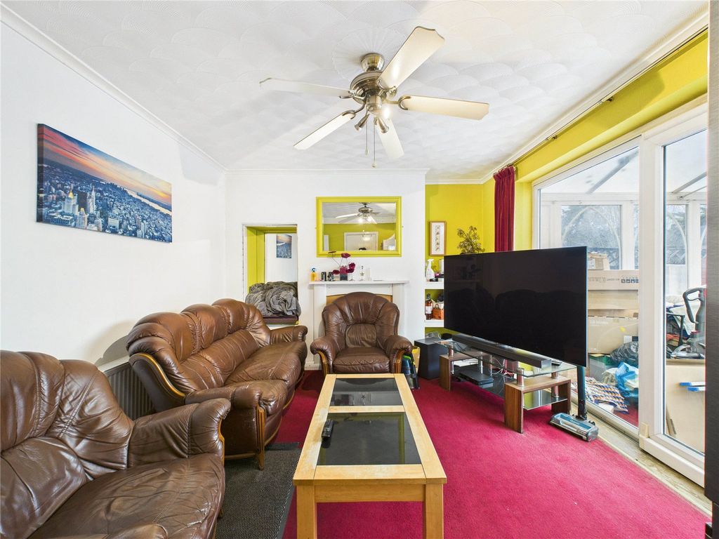 Property photo 2 of 27 Picture No. 39