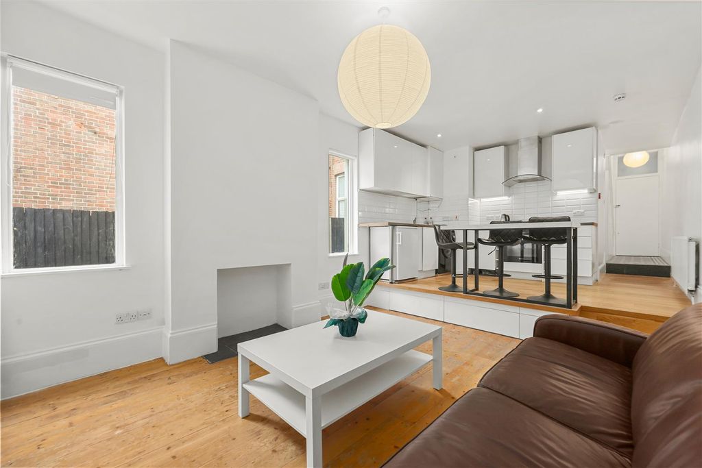 Property photo 1 of 8 19759996 (13).Jpg