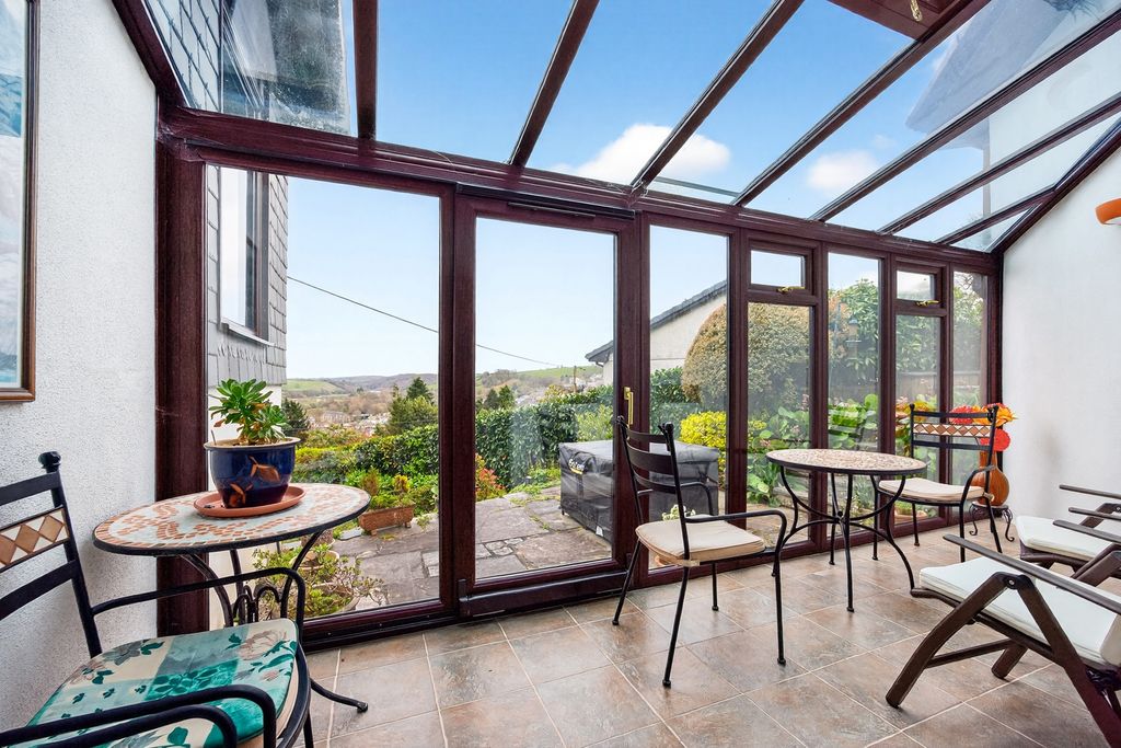 Property photo 2 of 26 Pbox-Img.Jpg