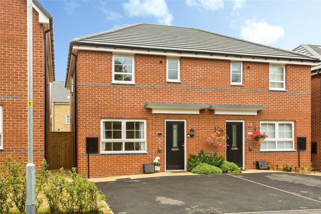 Property photo 1 of 28 Picture No. 08