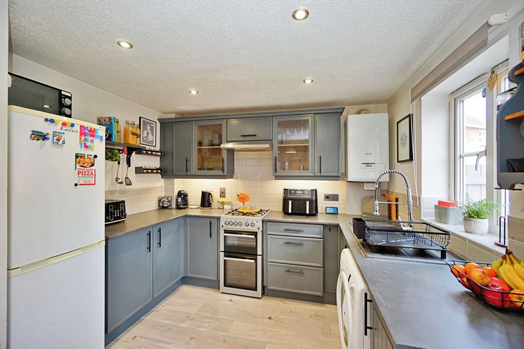 Property photo 2 of 17 Photography