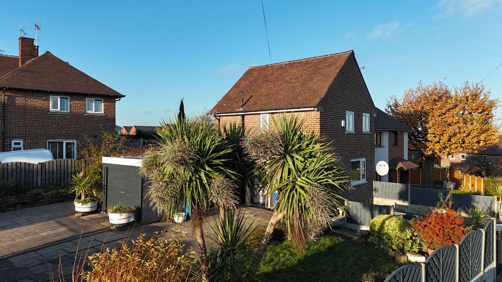 Property photo 1 of 28