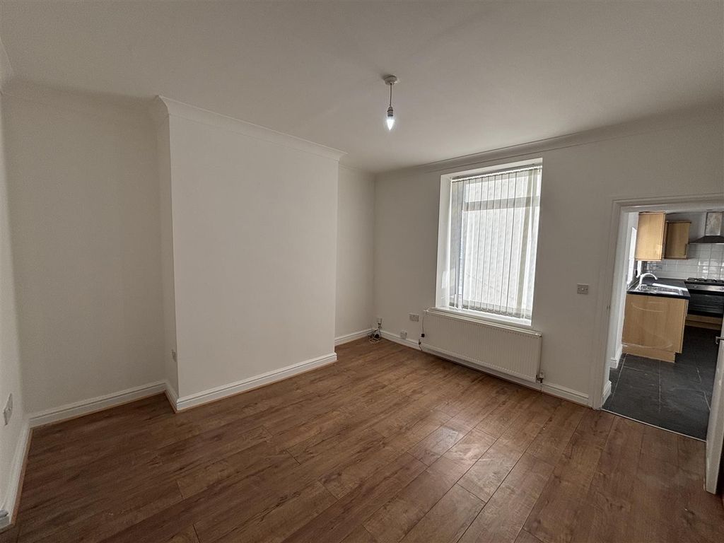 Property photo 2 of 13 Img_0067.Jpeg