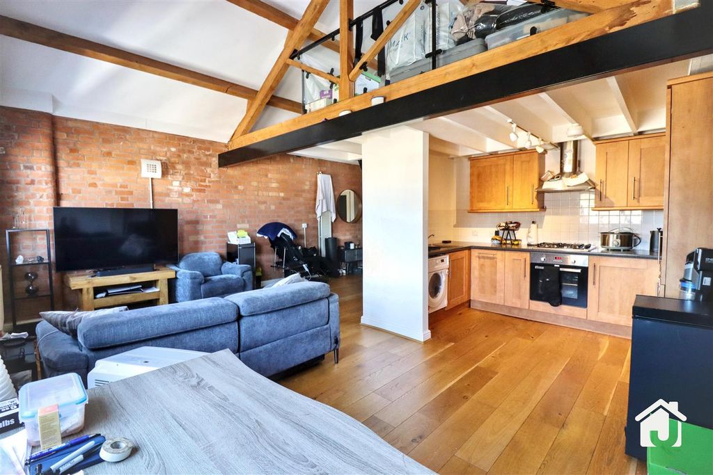 Property photo 2 of 22 Img_2696.Jpg