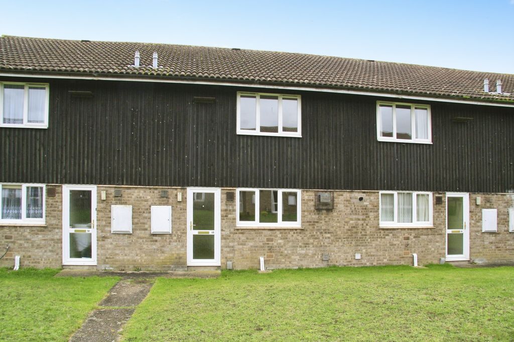 Property photo 1 of 8 Front